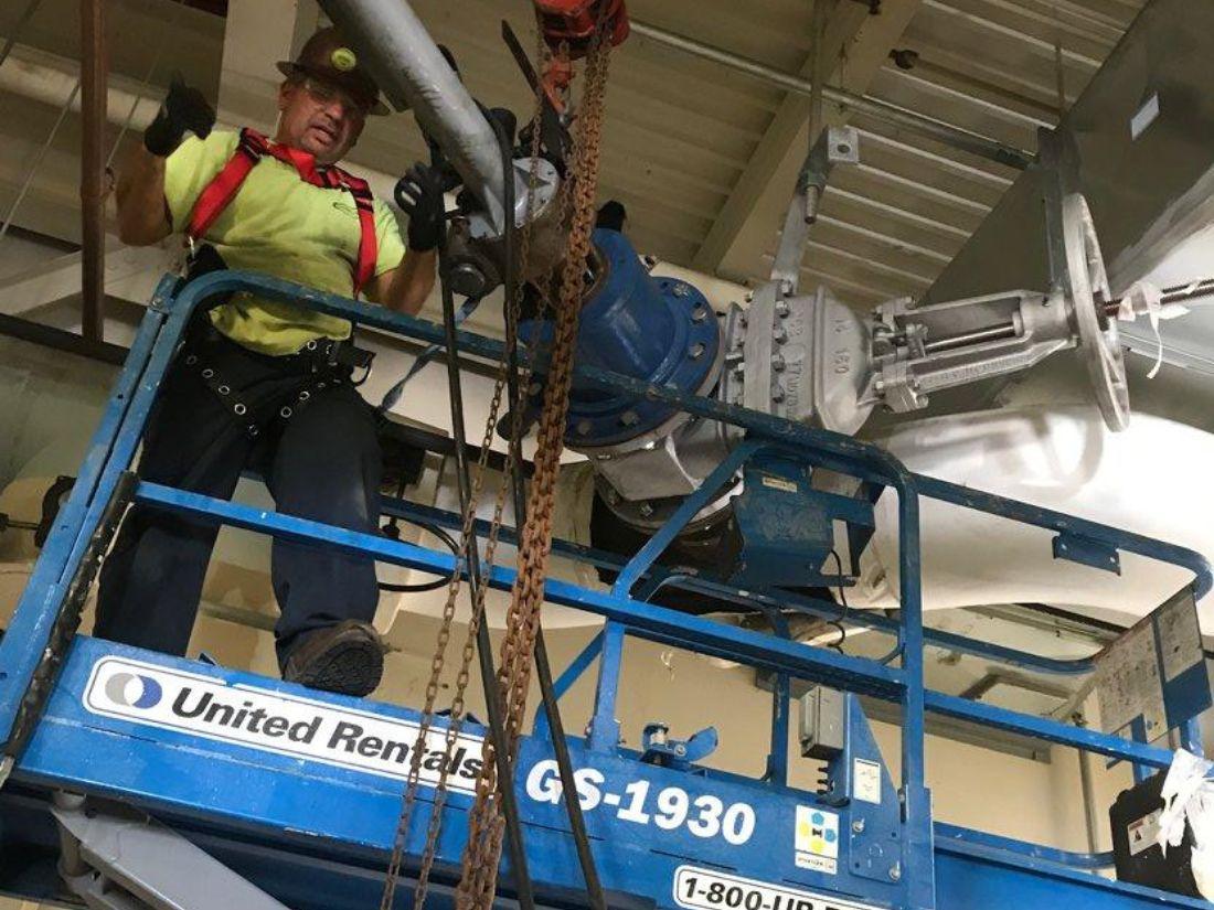 Hot Tapping Procedure for Live Pipeline Connections