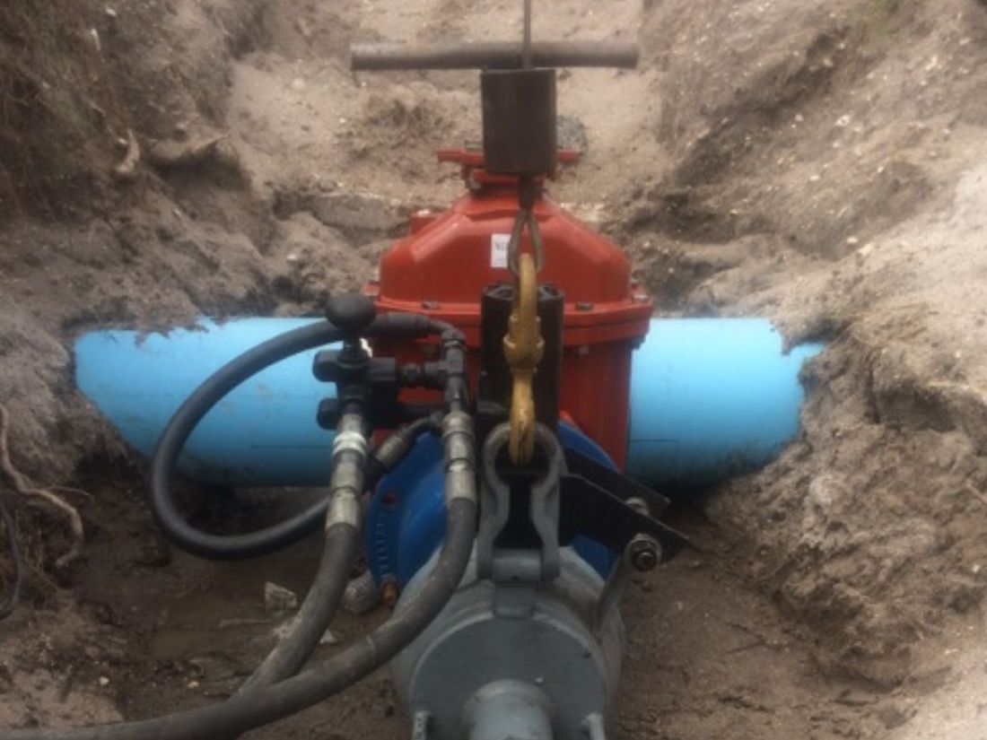 water pipeline valve